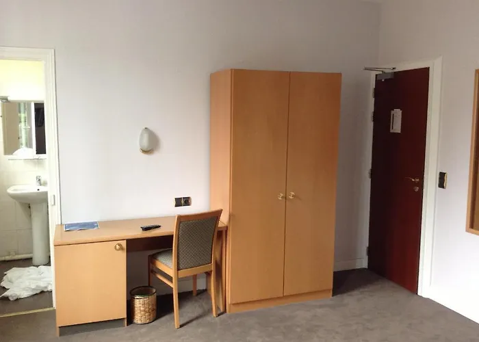 Normandy ホテル 2*